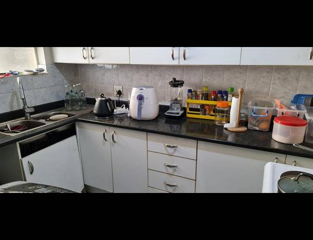 1 BEDROOM APARTMENT FOR SALE IN DURBAN CBD